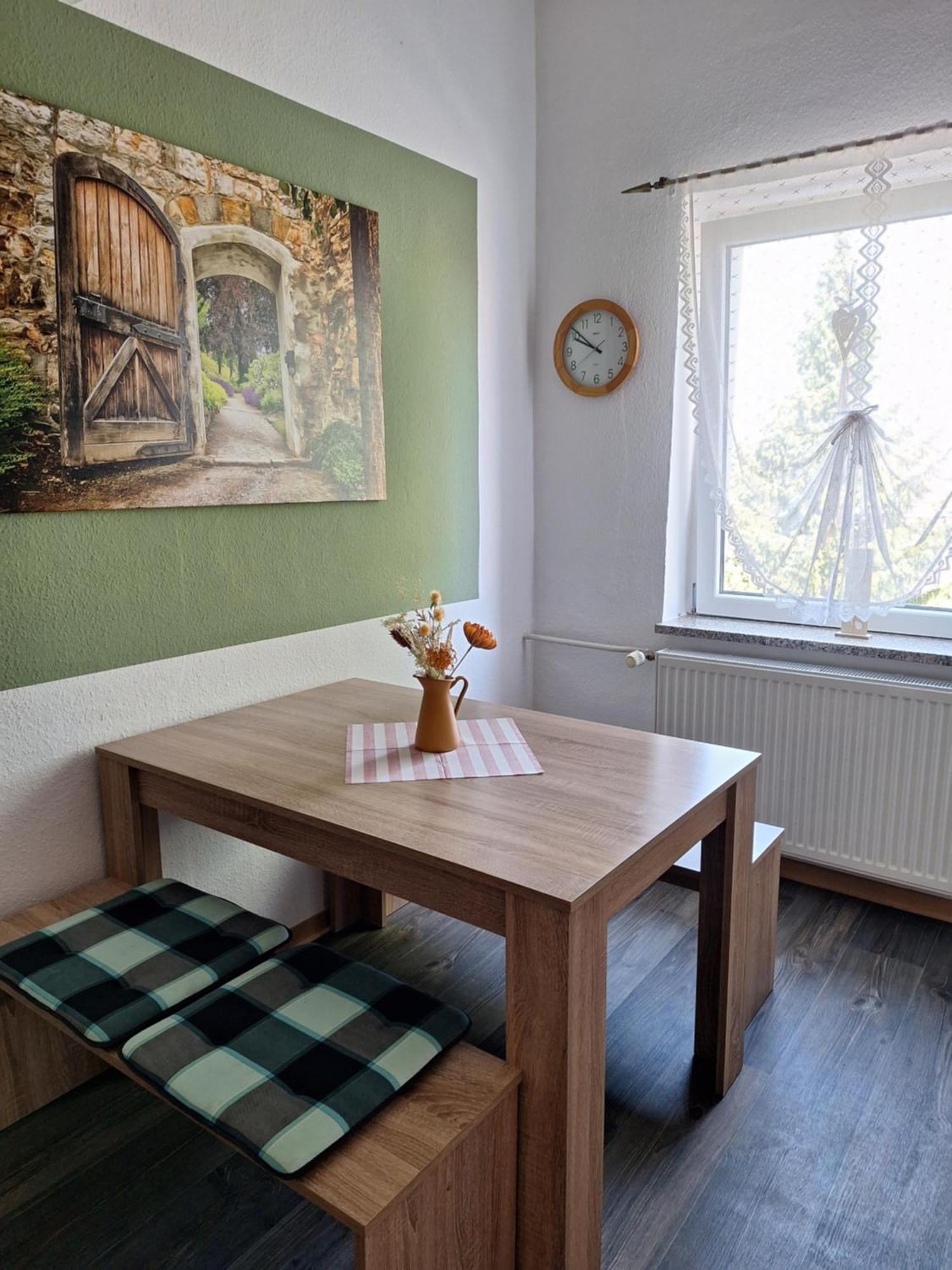 Gaststaette Und Pension Zur Schiene Merseburg Buitenkant foto